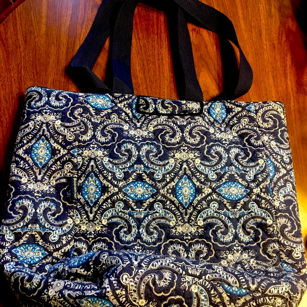 Reversible tote bag